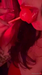 Where are all the man who have fetish with lips tongue and drool