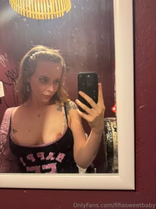 Come here mommy has something for you part 1