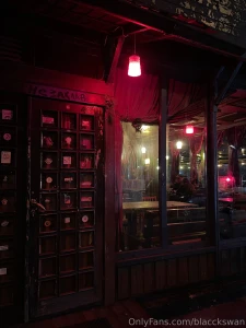 Just look at what an extraordinary place i ve been to today the