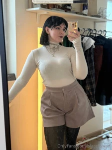 Lately i ve been liking the understated style in clothes more and more