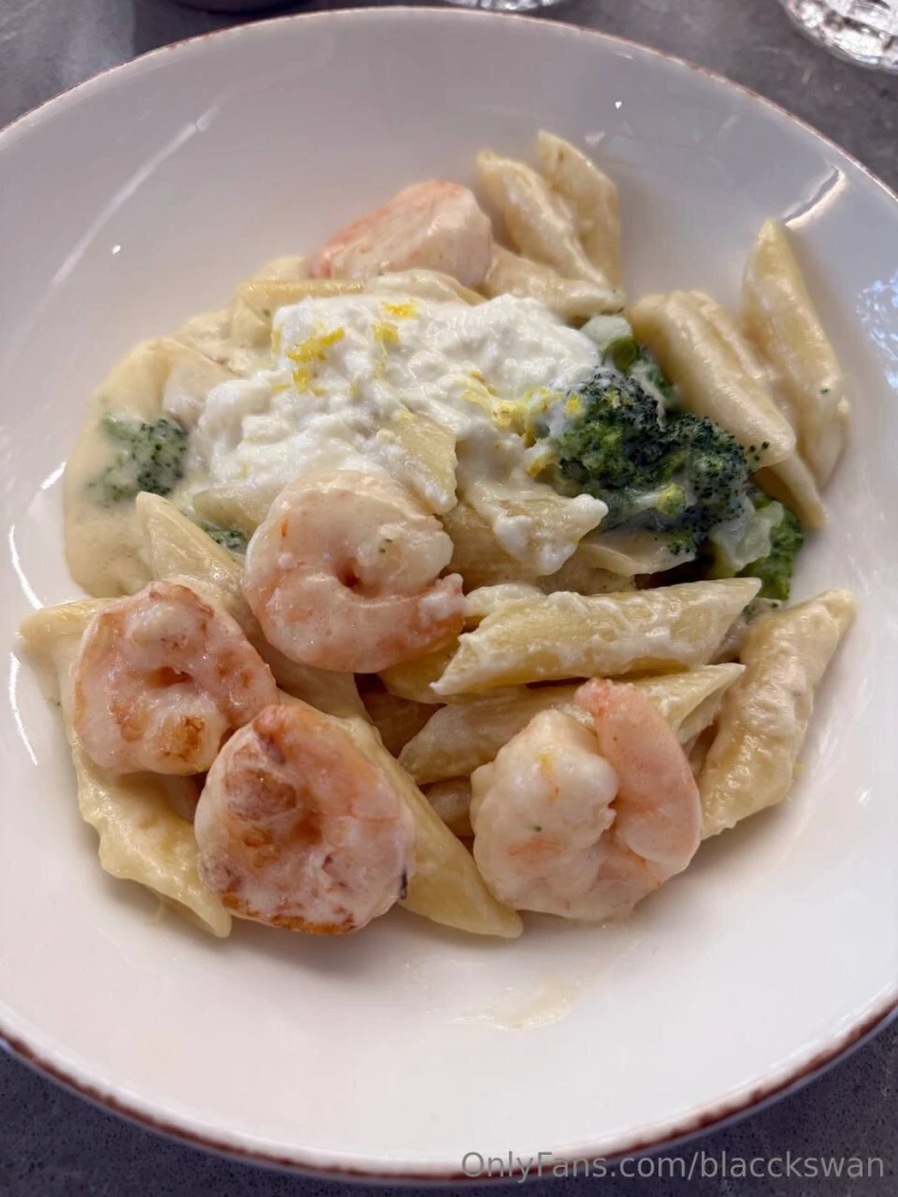 I recently decided to try making pasta with my signature recipe and it 