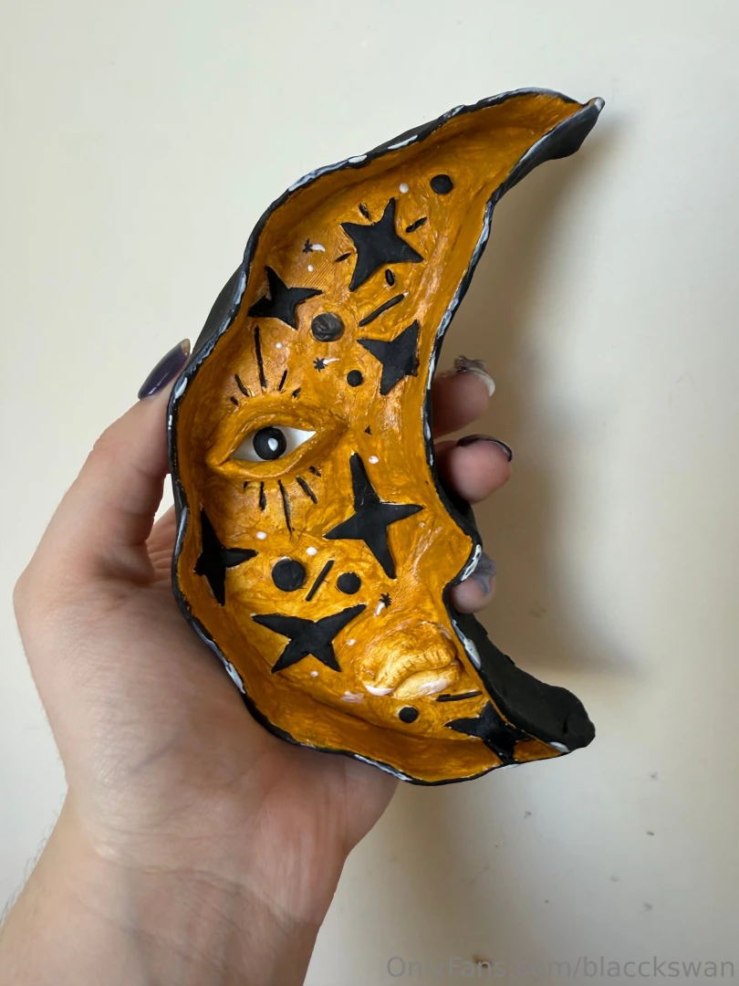 A month with an eye - because i m always watching the magic a little 