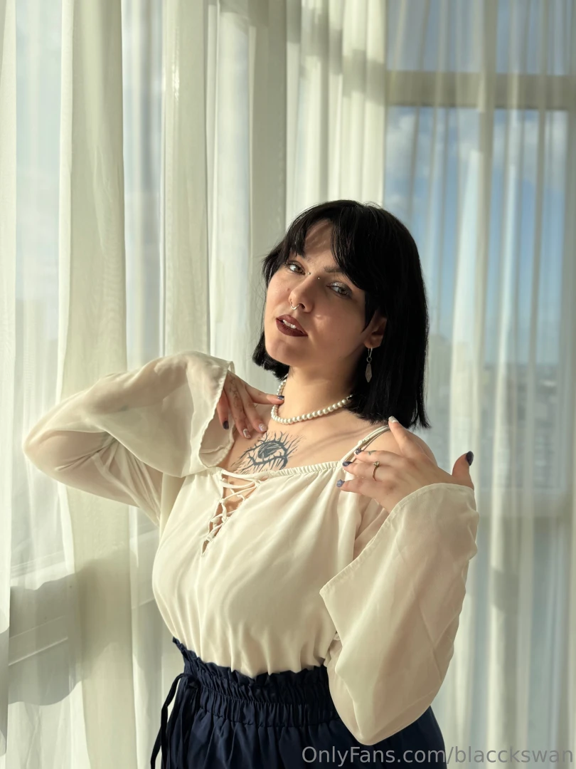 White is my color no doubt it accentuates my tenderness but definitely 