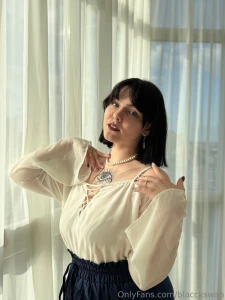 White is my color no doubt it accentuates my tenderness but definitely