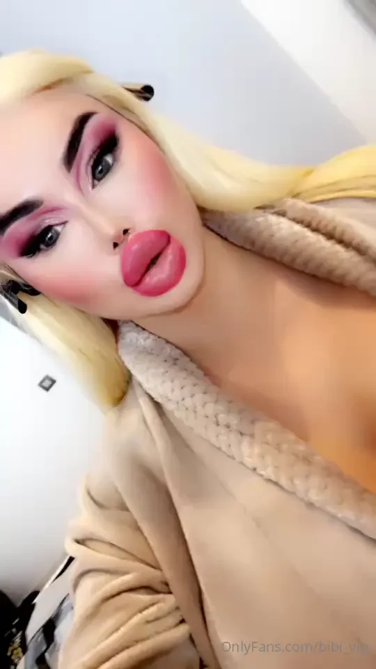 How does my make up look 