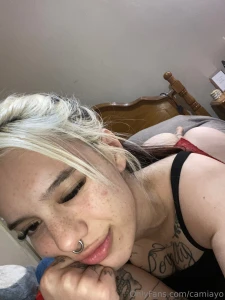 I m feeling lonely wish i could find a lover that could hug me