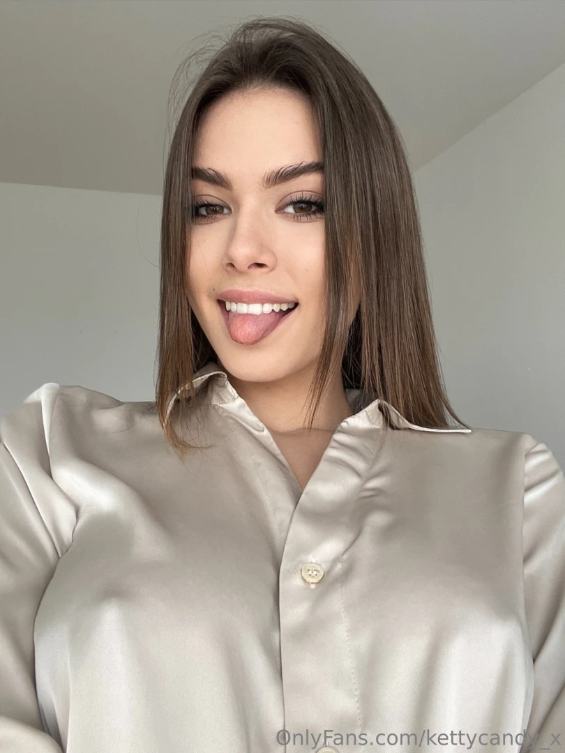 Good morning i just woke up in my snow white pj s - they are so soft 