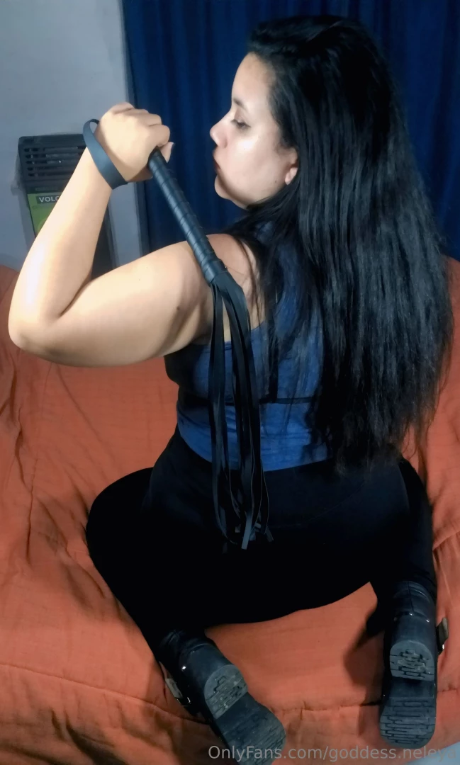 Want this ass close by you ll pay to breathe the same air 