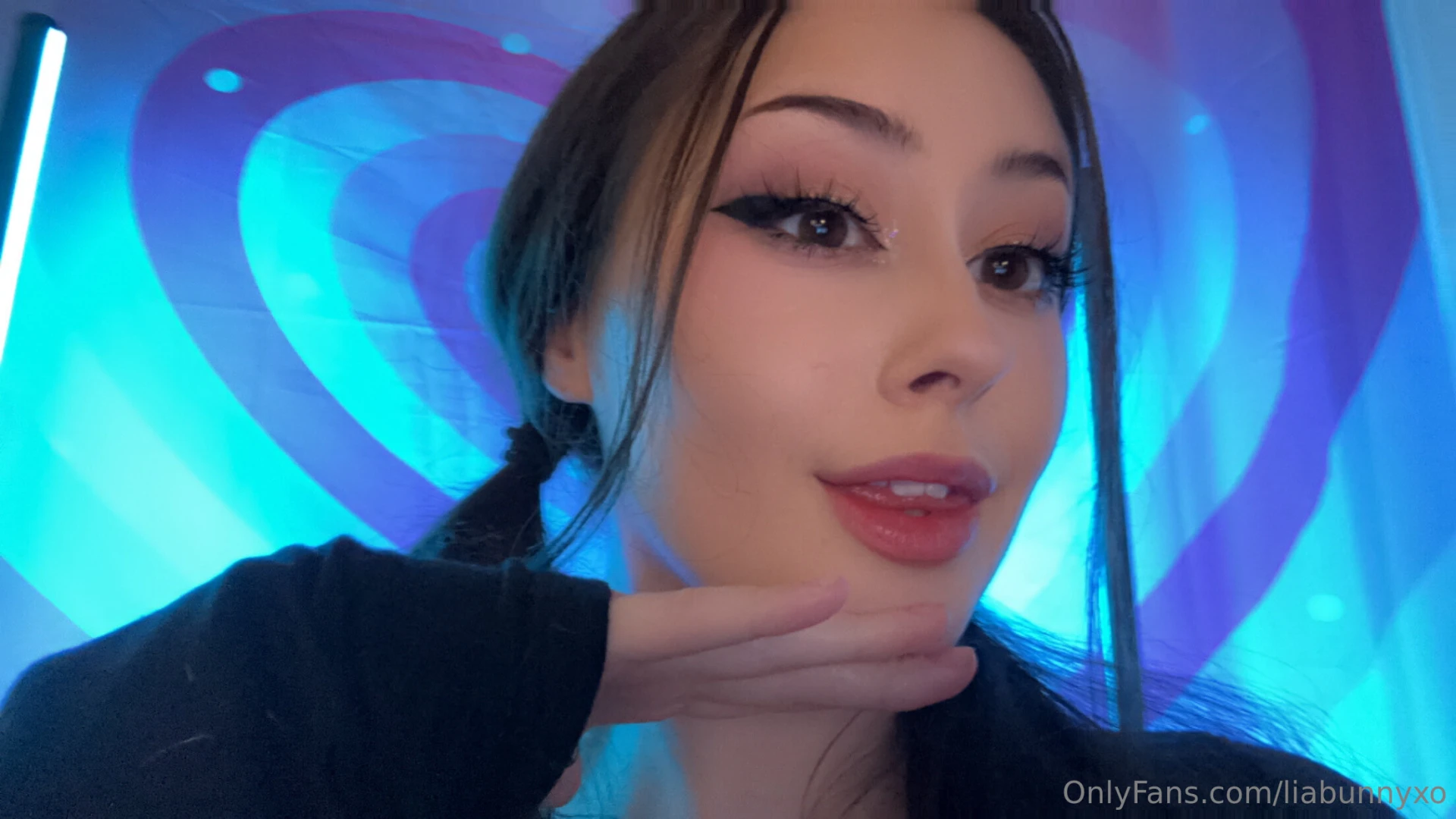 Helloooo i m going to vegas soon n i am excited 