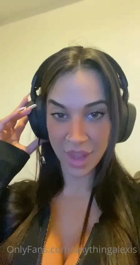 Need a gaming partner lol actually i am a noob in every game but im a 