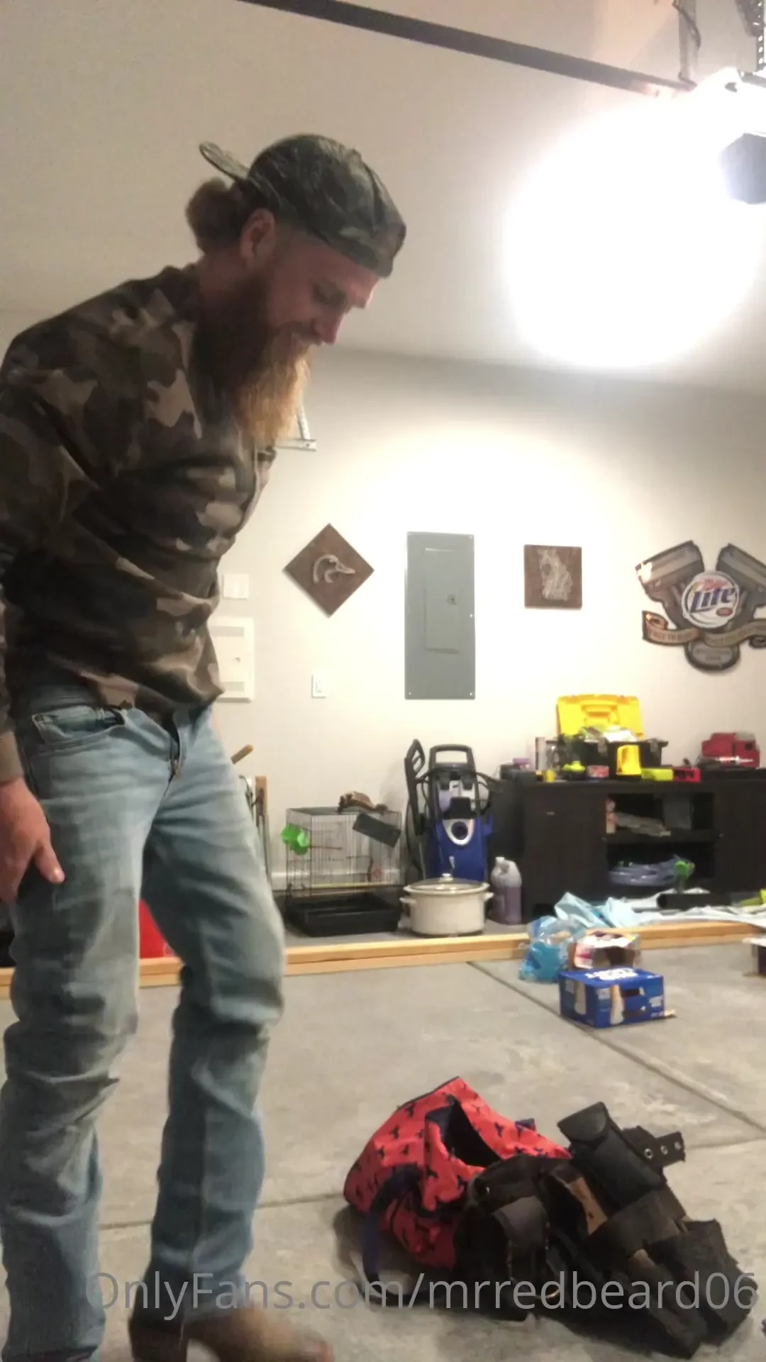 Thatbeardguy26 at beard boy house getting halloween party ready boy 