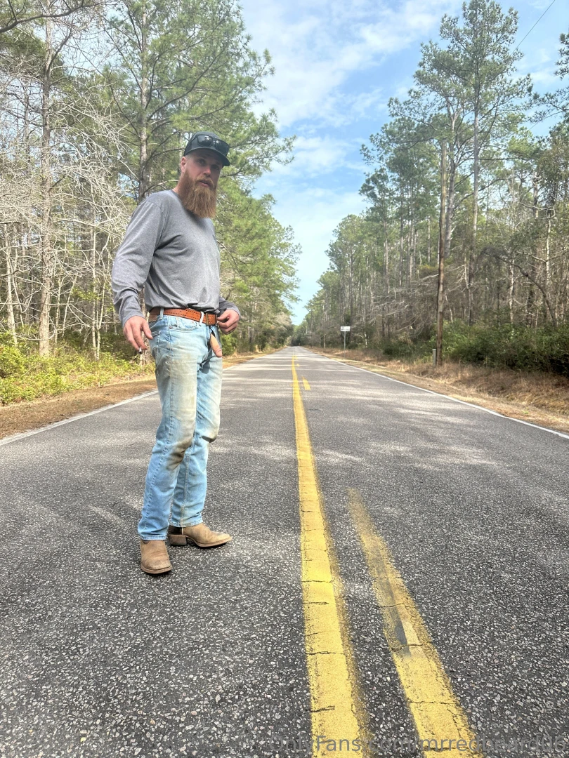 Cum suck me in the middle of the road 