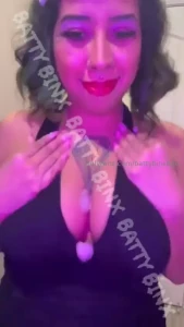 It s not vday but why not have fun message me let s have fun