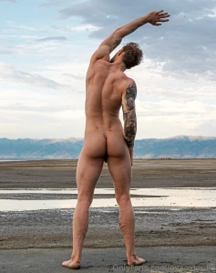 Had a great photoshoot out in the great salt lake drop a for a treat part 2