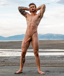 Had a great photoshoot out in the great salt lake drop a for a treat