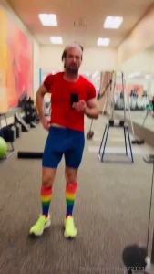 Gym outfits what do you think i got so nervous when i flashed i almost part 1