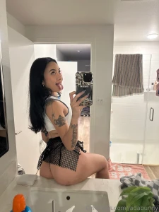 Objects in mirror are hotter than they appear