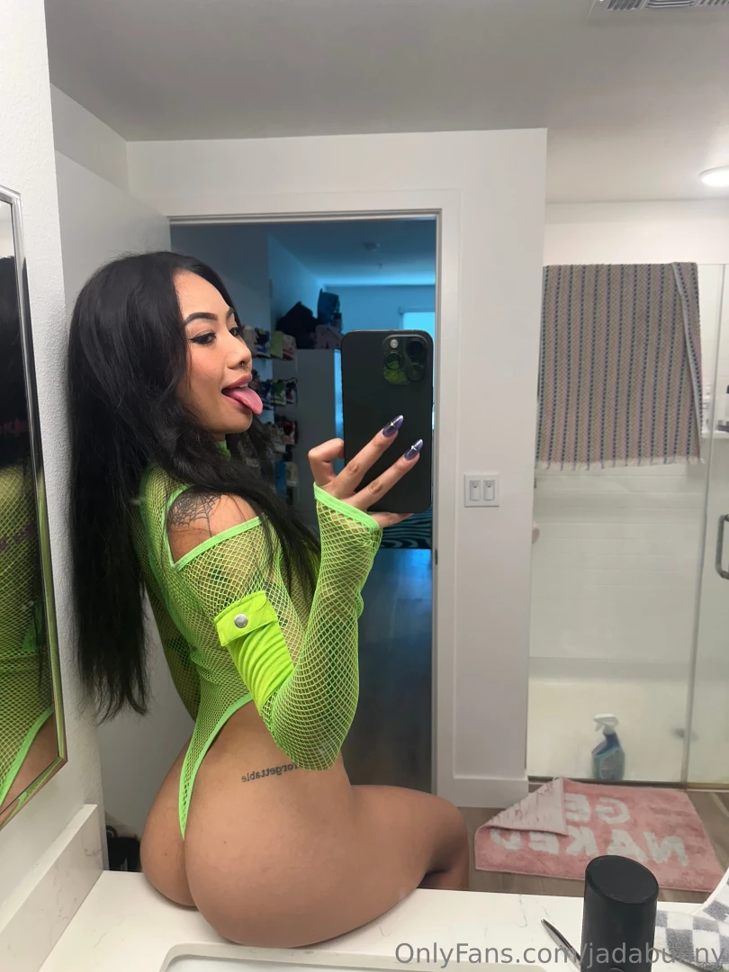 This mirror s seen things your camera roll wishes it had 