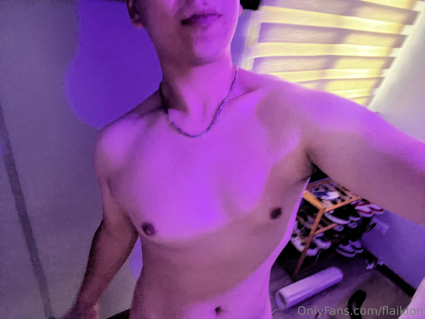 A lot of you were asking for more of my body so here it is hope you 