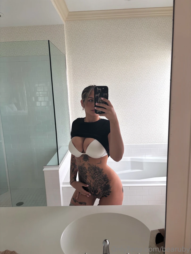 Mirror selfies part 150 