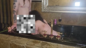 I gave my neighbour a blow job and when he was fucking me doggy style