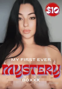 Finally releasing my first everrrrrrrr mystery box what will you find