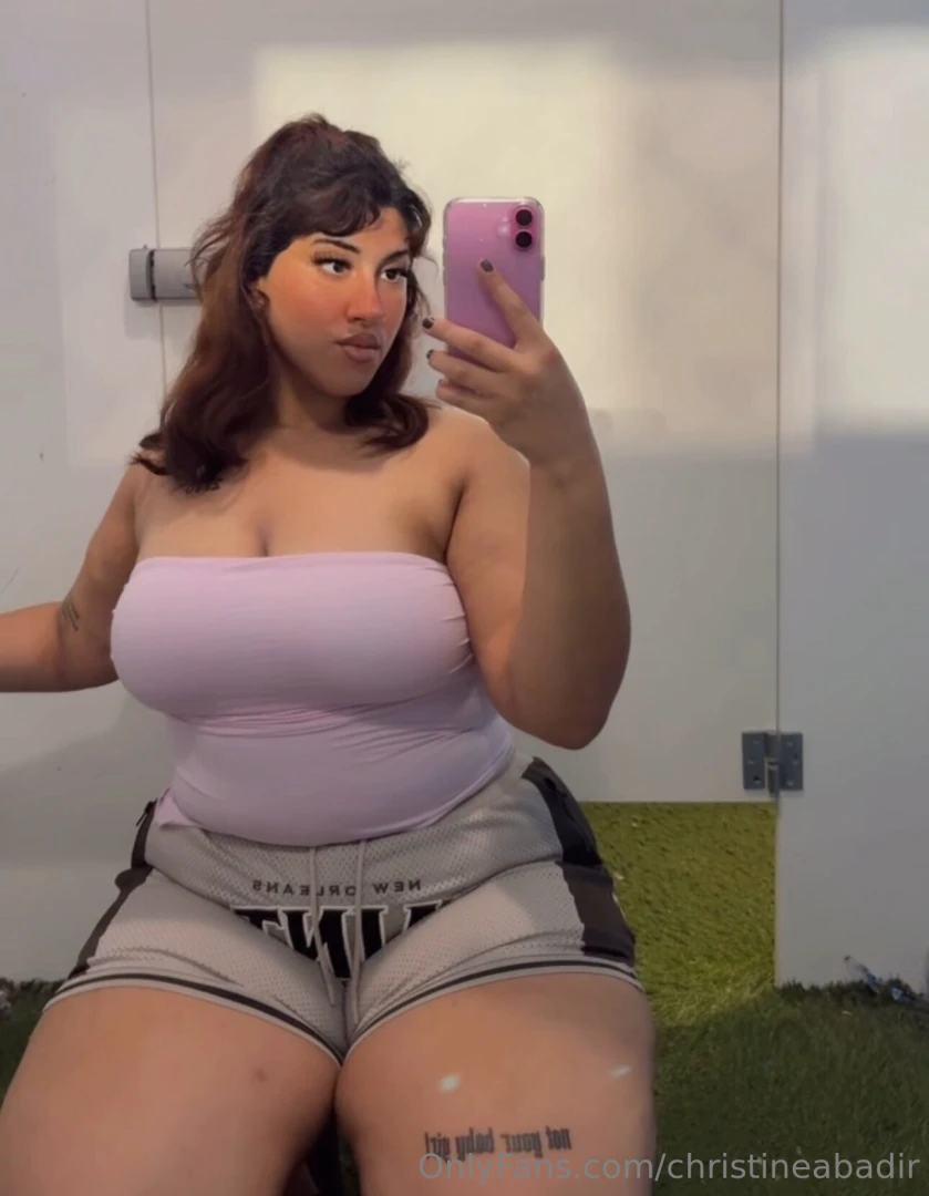 Message me if u want private videos 