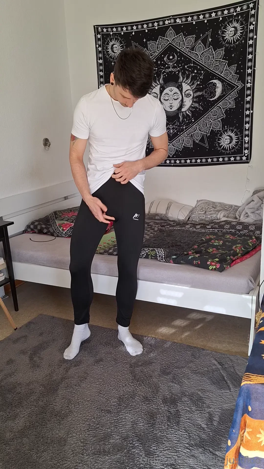 Do you guys think leggings look good on me 