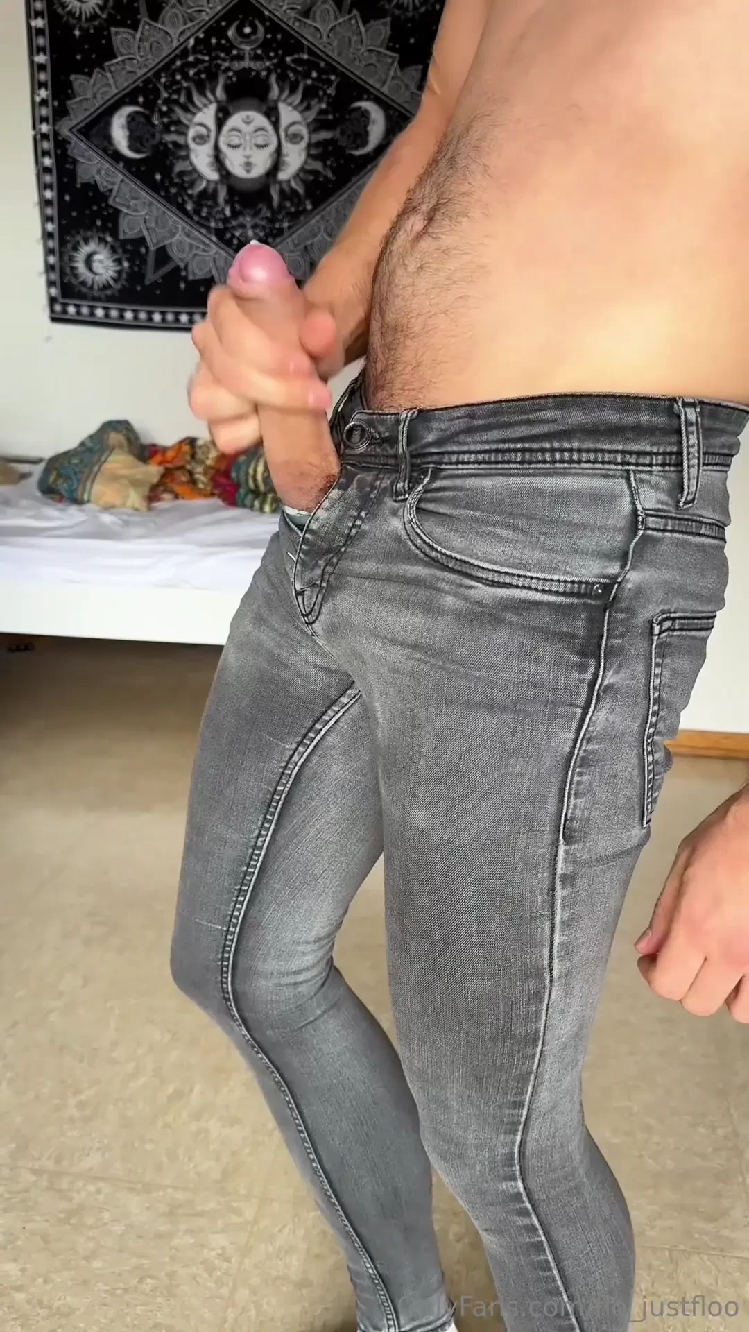 That felt so good horny in my tight grey skinny jeans 