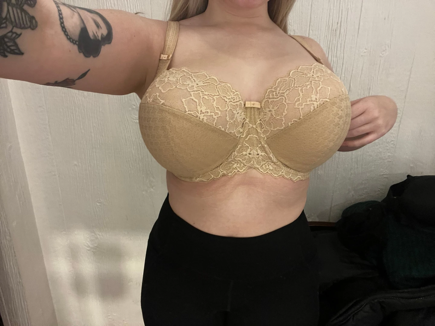 I paid 230 for 3 new bras size 30j please pay me back it s the least 