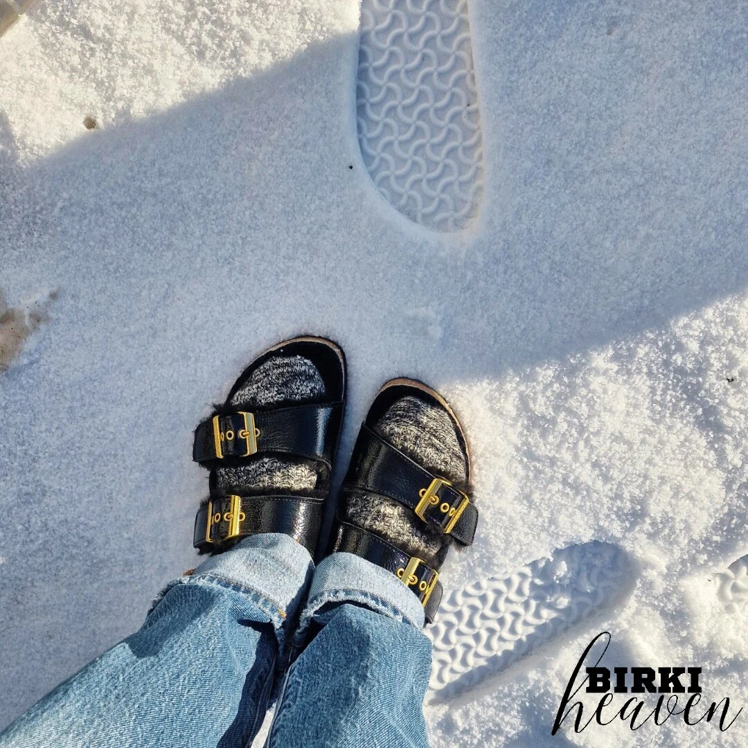 Warmly wrapped in birkis also the socks --- warm eingepackt in birkis 