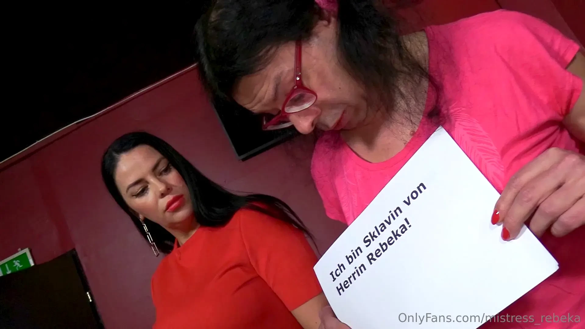 Complete 16-minus-video i am slave girl on https onlyfans com 