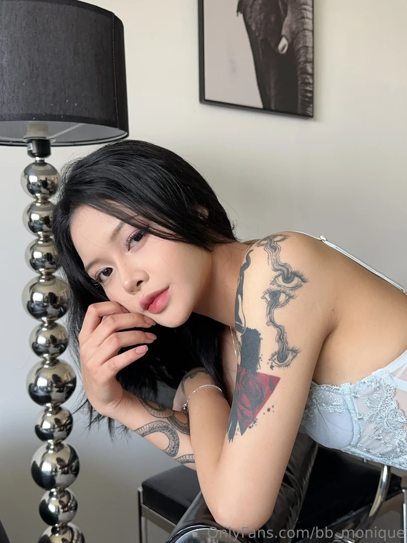 Tattoos talkin you listenin 