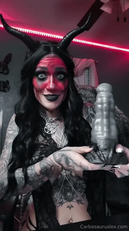 Quick little halloween dump to end the season a little succubus slut part 2 