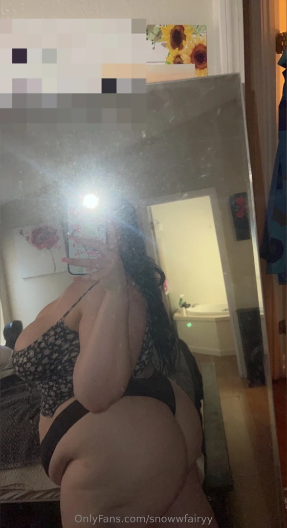 Happy fridayy its officially 1 week since i started 