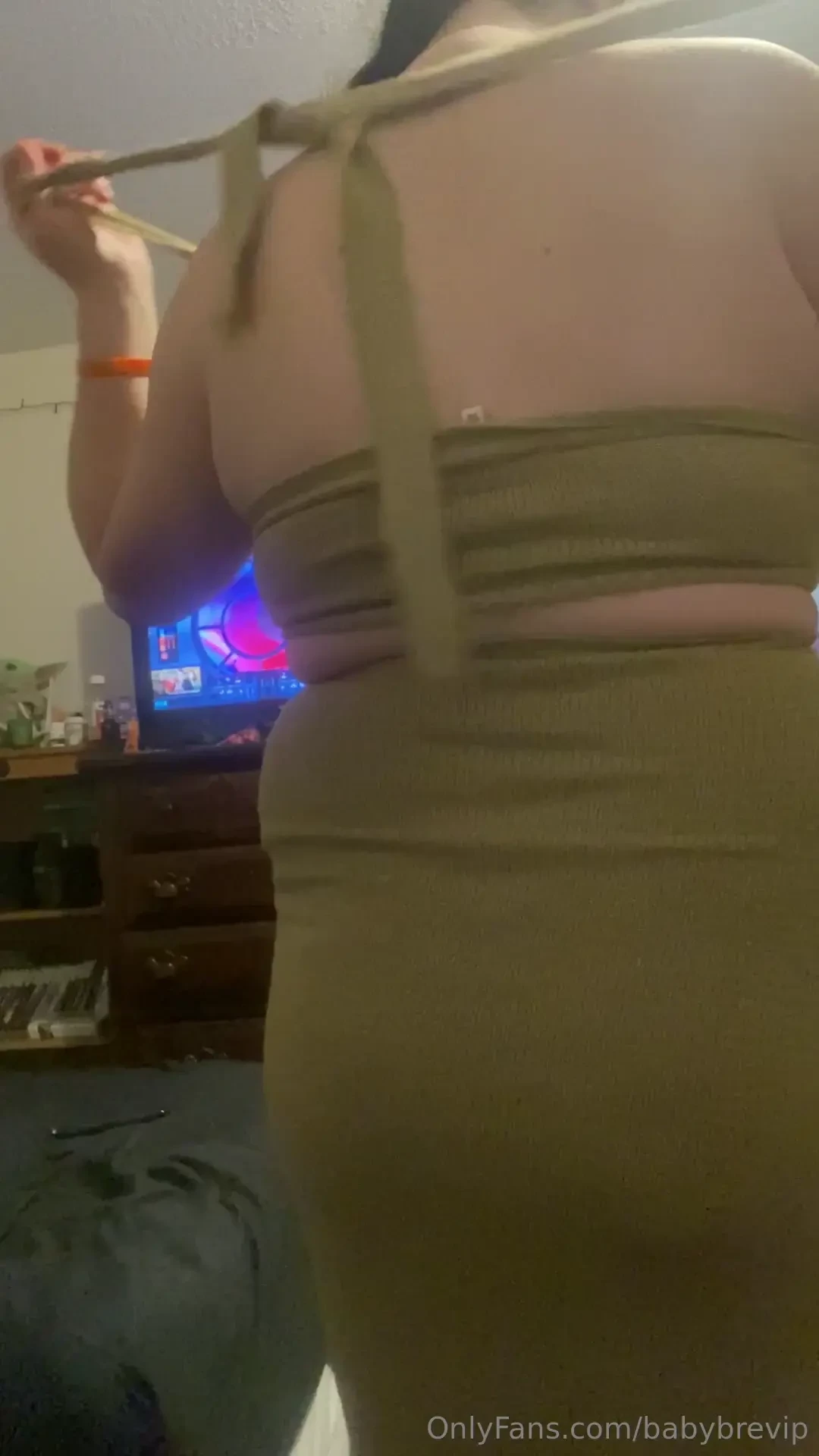 Got this new outfit on thanksgiving and had to show off 