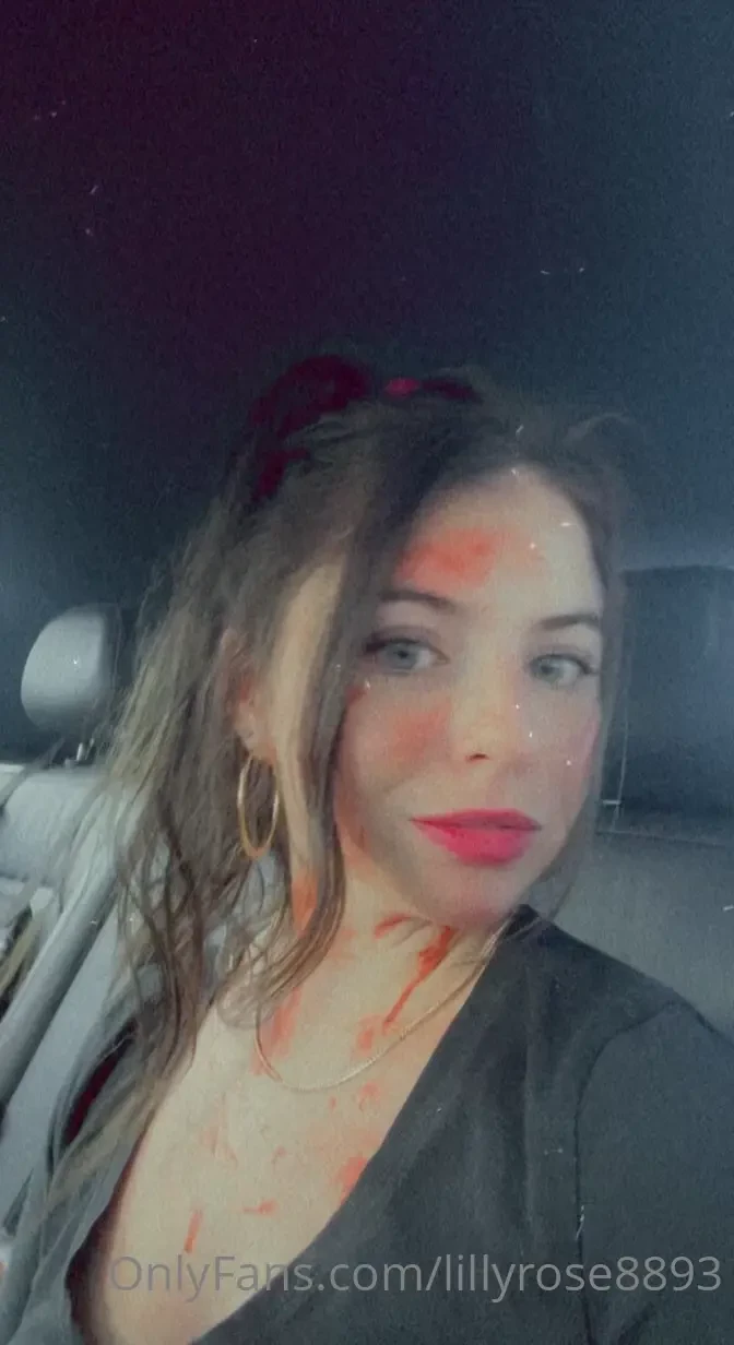 Forgot to show off my last minute halloween costume so here it is 