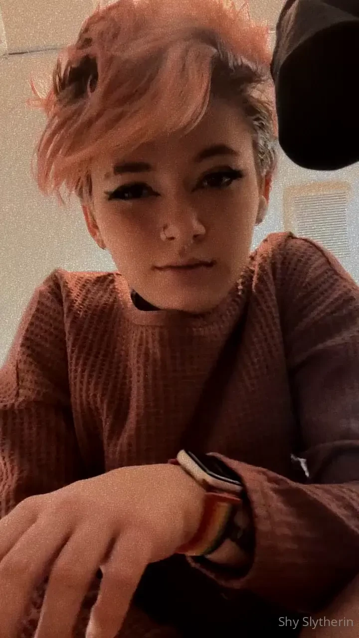 I know you are looking for a superior goddess who you can surrender 