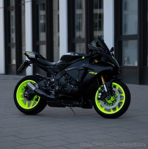 Tip menu below need it probably not a yamaha r1 though i m kinda