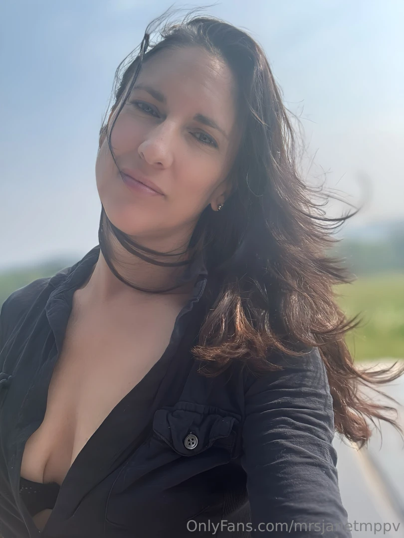 New naughty cuck content on the vip page 40 off for the first month 