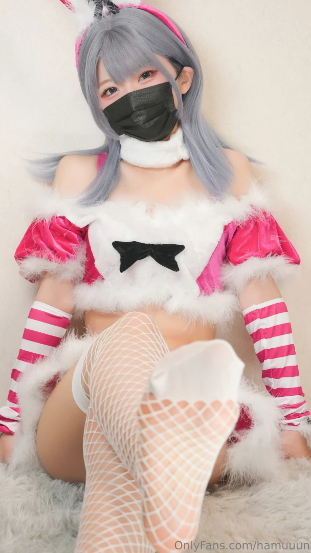Finger masturbation bunny girl cosplay about 9min 