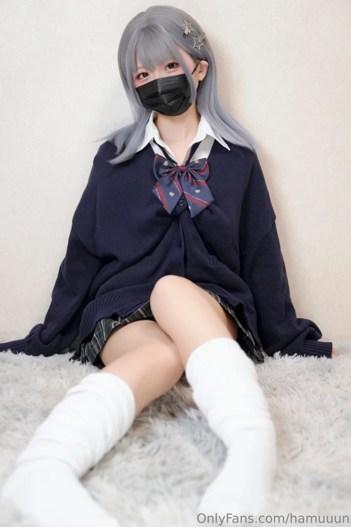 Clitoris nurturing plan a sch00lgirl outfit featuring loose socks 