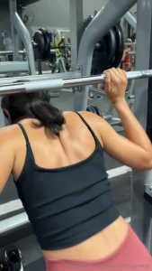 Could you help me squat