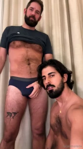 I love a big hairy buy with a big fat cock hunggaycock