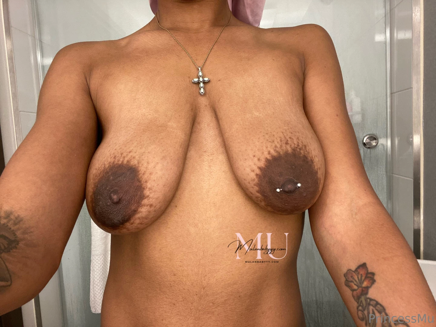 Happy titty tuesday i never really post my tits on here but why not 