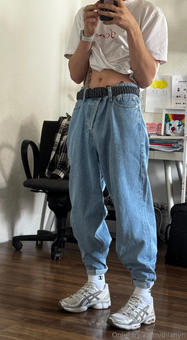 Rate my new jeans 1-10 