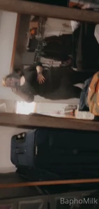 Ignore the mess i m re-arranging my room full body for the first time