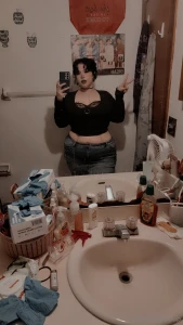 Went to dinner with a friend i felt great about my body hehe also part 6