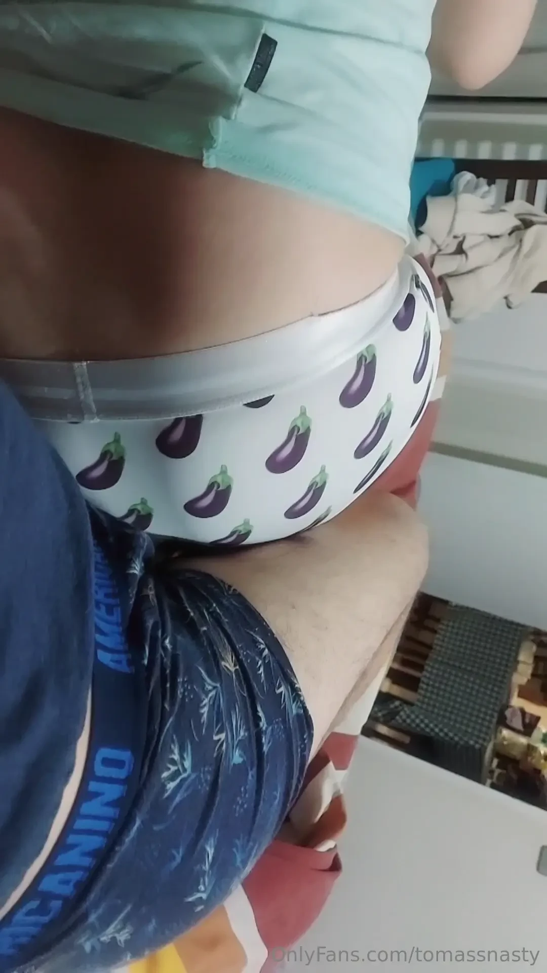 Second part of our farting day with onlyclaaaau farting in our 