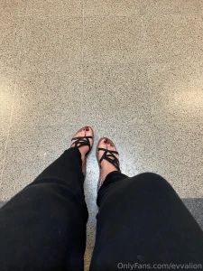 Que frio y yo en sandalias en el metro part 2